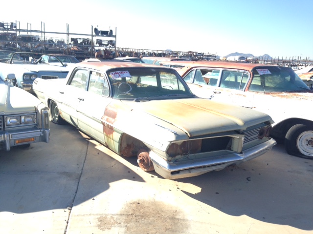 1962 Pontiac Star Chief 4dr Sedan (#62PO215D) $2800