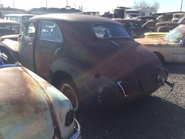 1940 Cadillac LaSalle's 4dr Sdn (#40CANC01C)