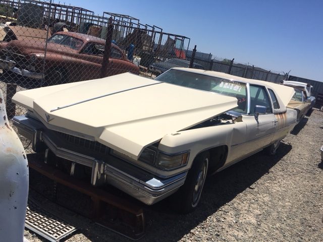 1976 Cadillac Coupe De Ville (#76CA4181D)