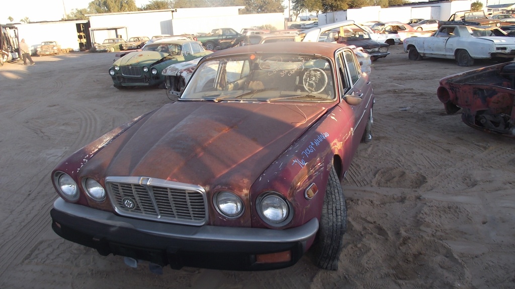 1976 Jaguar XJ6 (#76JA7069E)