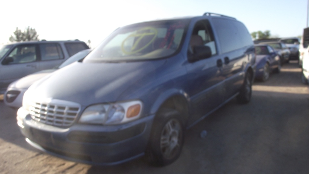 2000 Chevrolet Venture (#00CH2552E)