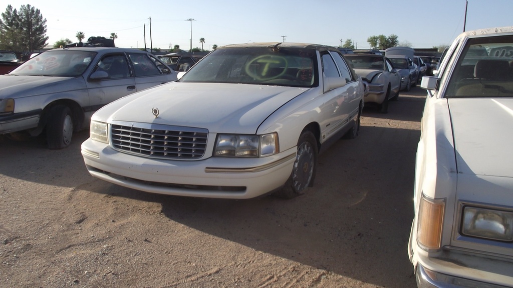 1999 Cadillac Deville (#99CA4437E)