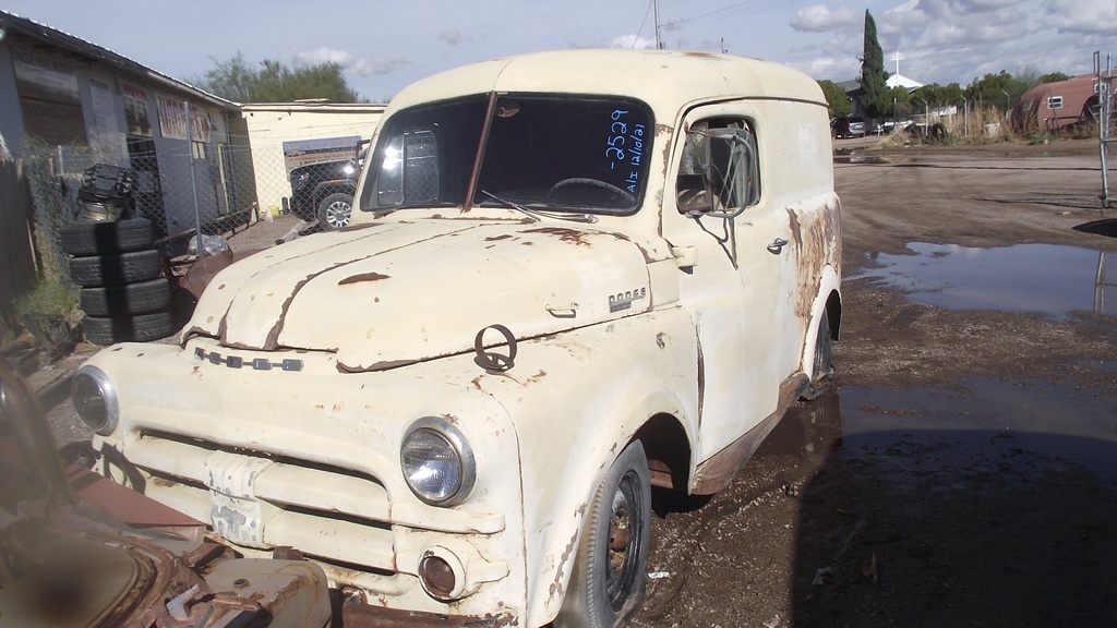 1951 Dodge Panel Truck (#51DO2529C)