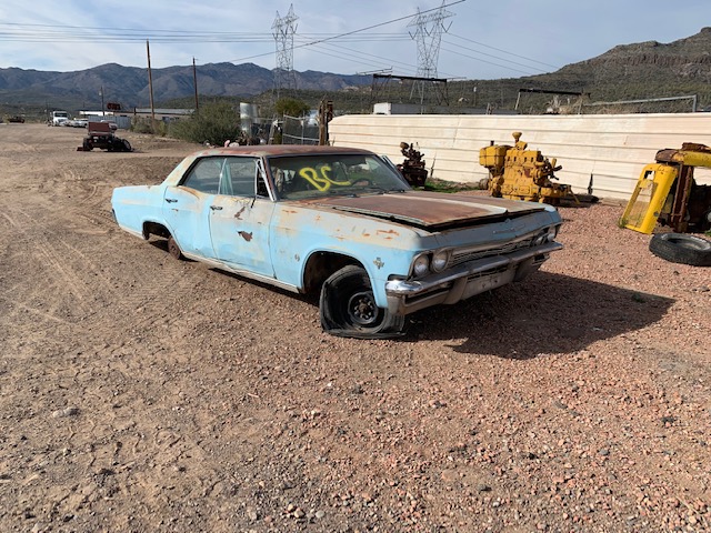 1965 Chevrolet Impala 4 Door HT (#65CH2037D)