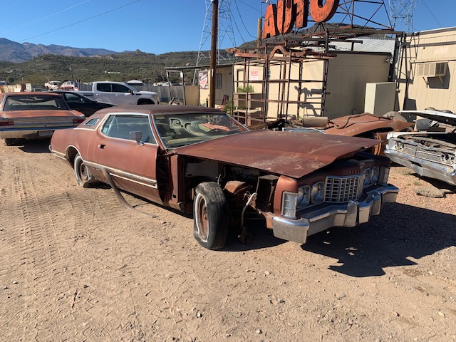 1973 Ford Thunderbird 2 Door HT (#73FO6572B)