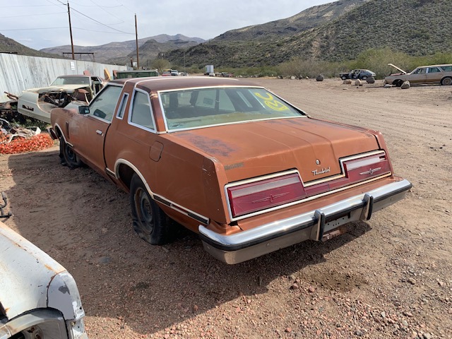 1977 Ford Thunderbird 2 Door HT (#77FO3923B)