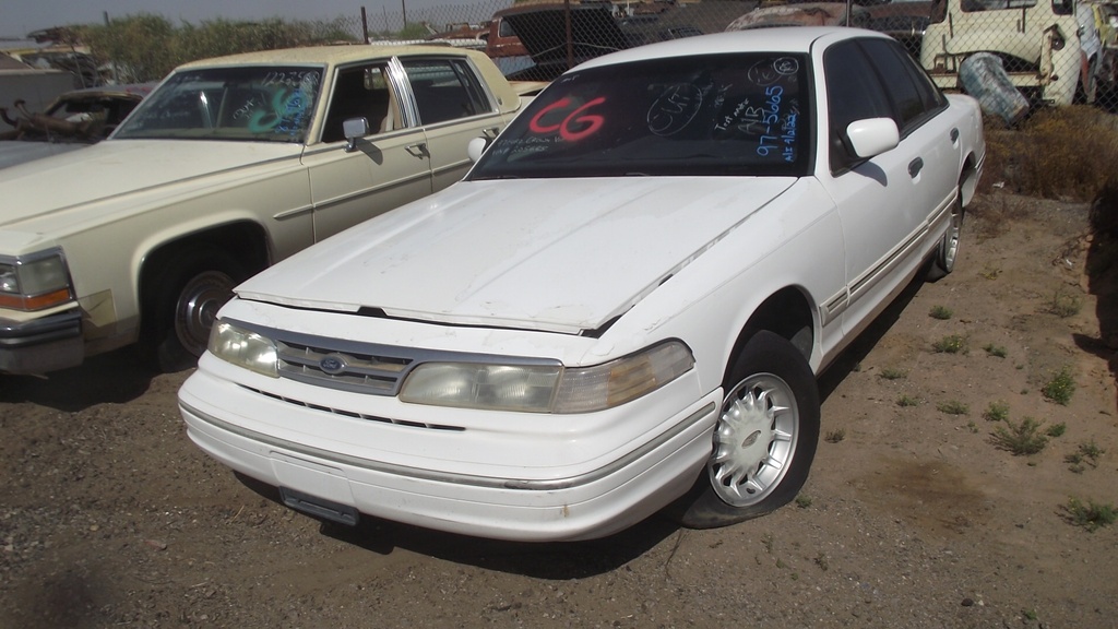 1997 Ford Crown Victoria (#97FO5665RC)