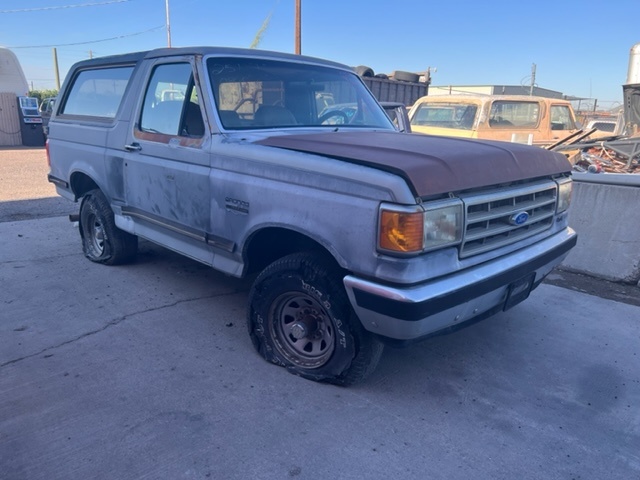 1987 Ford Bronco XLR 4WD (#87FO8209D)