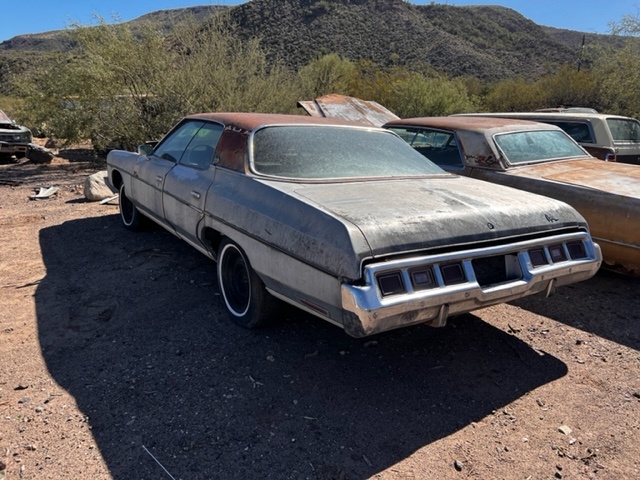 1973 Chevrolet Caprice Classic 4 Door HT (#73CH8494B)