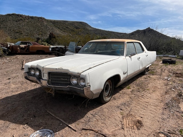 1969 Oldsmobile 98 4 Door HT (#69OL5172B)