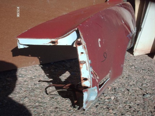 1970 Oldsmobile Ninety-Eight Driver Front Fender (70OLFL1B)