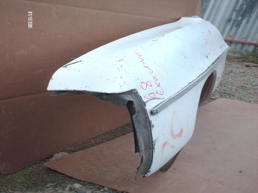 1968 Pontiac Executive Driver Front Fender (#753)