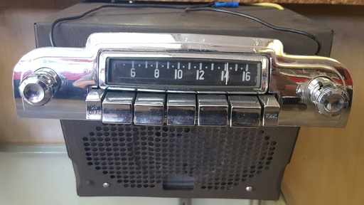 1948 Cadillac Radio ''WORKING'' (#48CARAD1)