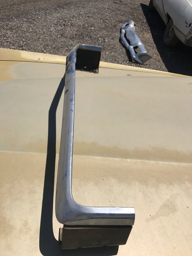 1968 Buick skylark upper grill trim (#68BUSGTD)