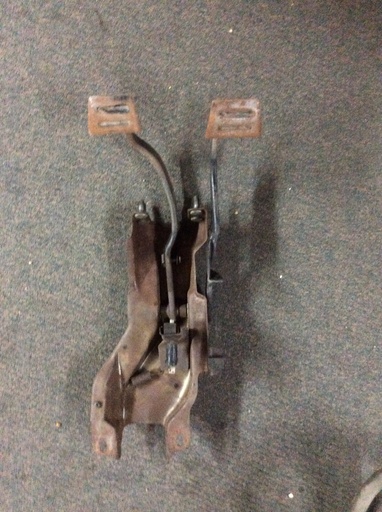 1970 Chevrolet Chevelle Clutch and Brake Pedals (#70CHCBD)