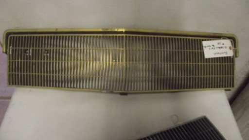 1986 Cadillac Fleetwood Grille (#86CAFW1BE)