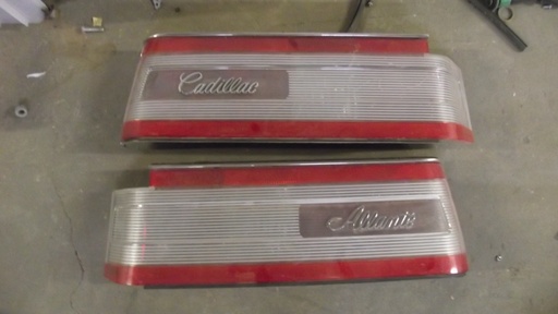 1989 Cadillac Allante Tail Lights L/R (#89CATL4DE)