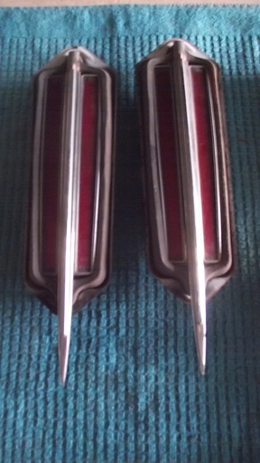 1971 Cadillac  Marker Lights L/R (#71CAML4BE)