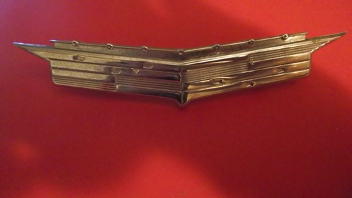 1959 Cadillac Hood Emblem (#59CAHE5EE)