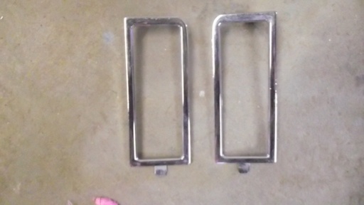 1984 Cadillac Back Up Light Bezels (#84CABB4DE)