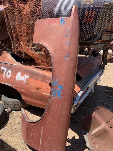 1976 Pontiac Catalina Driver Fender (#76PFLFB)