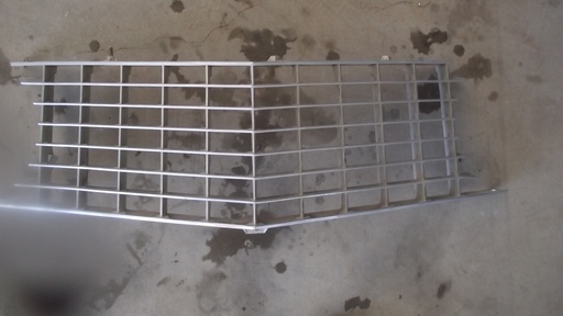 1963-64 Buick Riviera Grille (#63BUGR2CE)