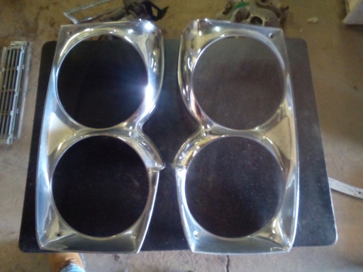 1965 Mercury Comet Headlight Bezels (#65MEHBWBE)