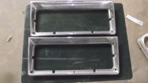 1979-85 Oldsmobile Headlight Bezels (#79OLHBWBE)