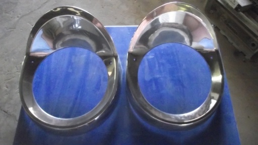 1956-58 Studebaker Headlight Bezels (#56STHBWBE)