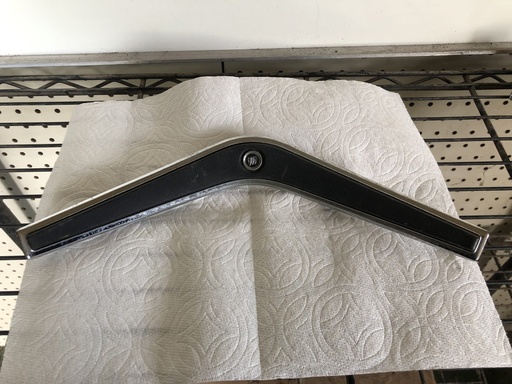 1966 Buick Electra Horn Bar (#66BUHOBRB)