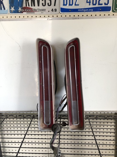 1970 Chrysler Newport Tail Lights (#70CRNPTLB)