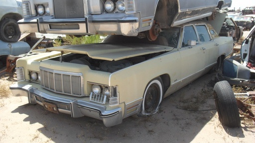 1975 Lincoln Lincoln Continental (#75LI9866C)