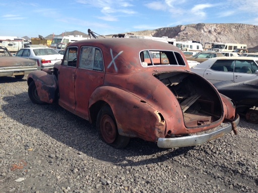 1938 Cadillac 4dr Sdn (#38CA2098C)