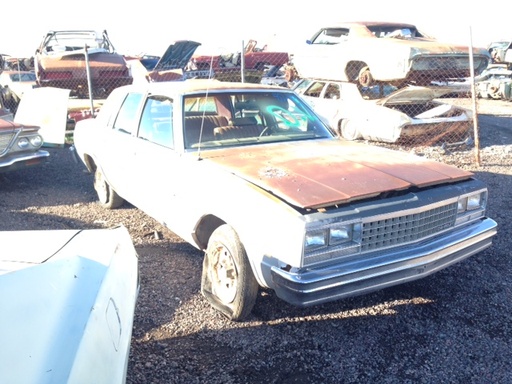 1982 Chevrolet Malibu Classic 4dr Sdn (#82CH6704D) 