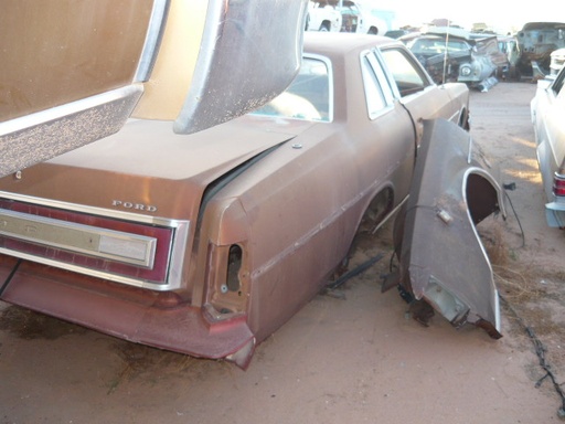 1975 Ford Ltd (#75FO8603C)