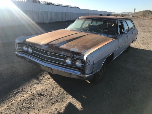 1969 Ford Country Sedan Station Wagon (#69F07082B)