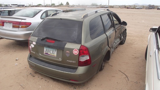 2005 Suzuki Forenza (#05SU8398E)