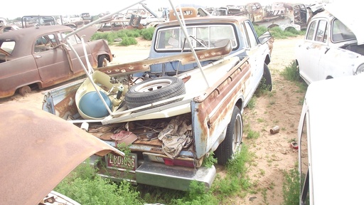 1977 Datsun King Cab (#77DA2385E)