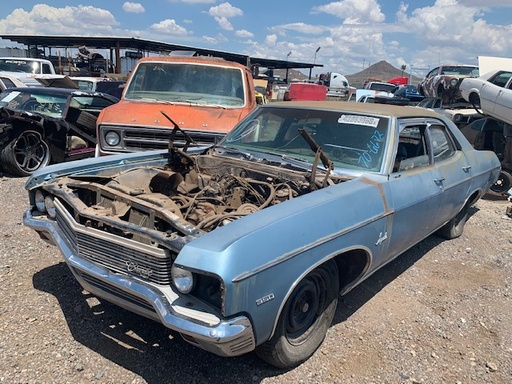 1970 Chevrolet Impala 4 Door Sedan (#70CH6672B)