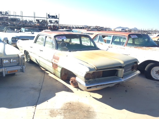 1962 Pontiac Star Chief 4dr Sedan (#62PO215D) $2800