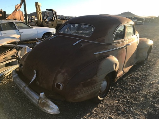 1942 Pontiac 2 Door (#42PONVED)