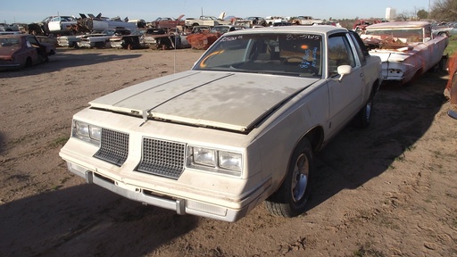 1983 Oldsmobile Cutlass Supreme (#83OL5615E)