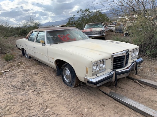 1974 Pontiac Catalina 4 Door Sedan (#74PONVGB)