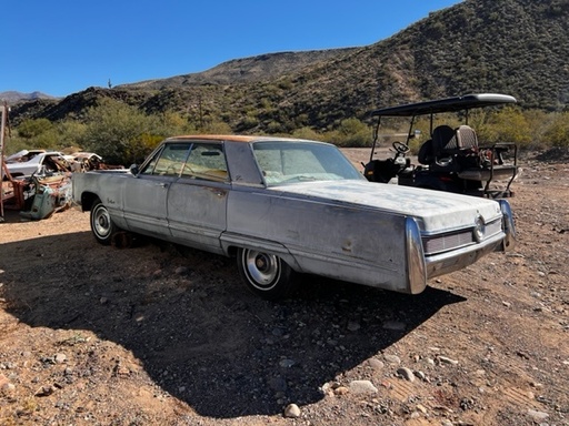 1967 Chrysler Imperial 4 Door HT (#67CR1252B)